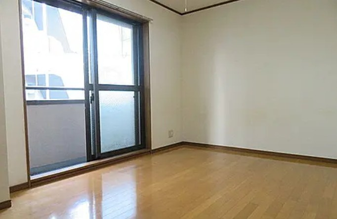中野区本町１丁目の賃貸マンションの居間・リビング