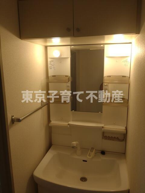 千石ヒルズレジデンスの独立洗面台
