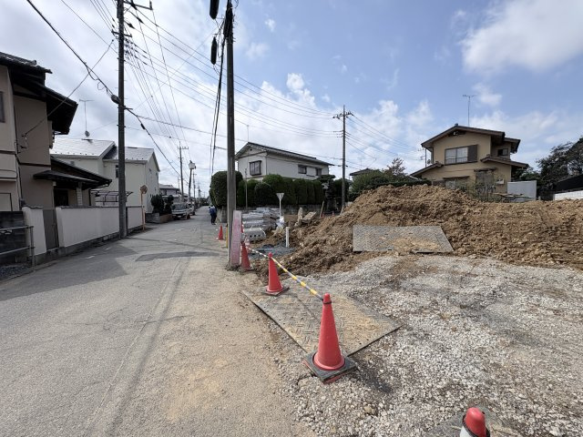 【前面道路含む現地写真】 | 深谷市秋元町　いろどりアイタウン　新築戸建　全2棟　1号棟