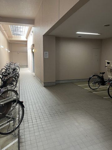 一番町マナーハウスの駐輪場