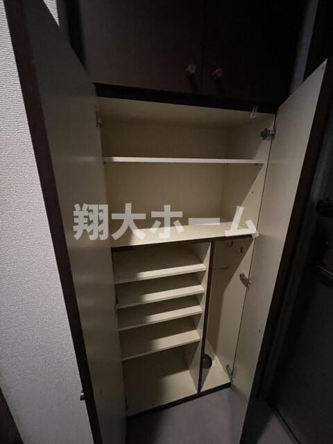 ビクセル西日暮里の玄関