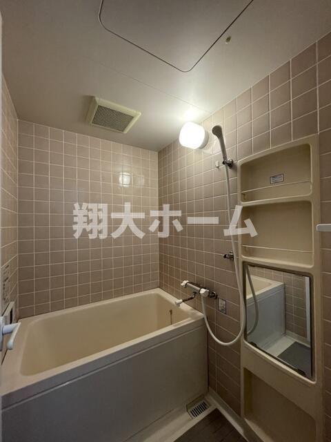 ビクセル西日暮里の浴室