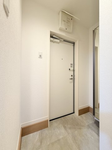 ALEGRIA武庫之荘の玄関