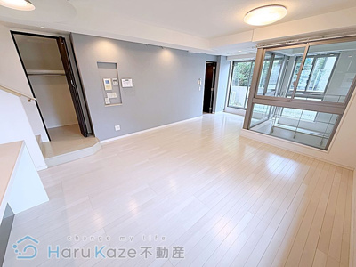 【居間・リビング】 | 密柑山レジデンス【名古屋市賃貸・メゾネット】