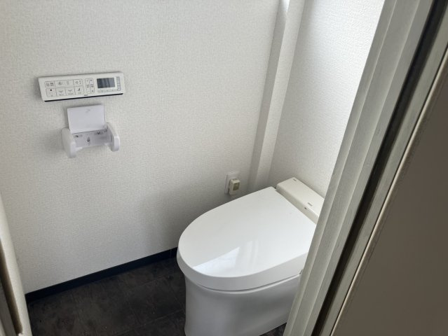 清里町３７４倉庫のトイレ