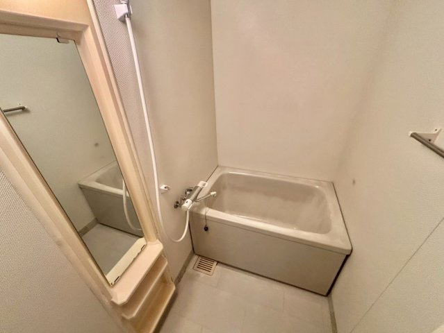 サンヒルズ西今宿の浴室