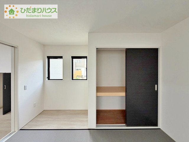 【収納】 | つくば市松代1丁目　中古戸建 | 床の間スペースと広々収納がついており、お子様の遊び道具の片付けもしっかり収納できます。