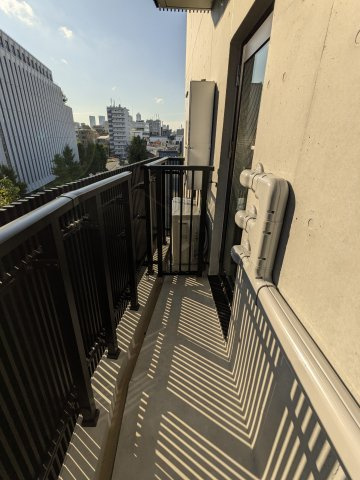 【バルコニー】