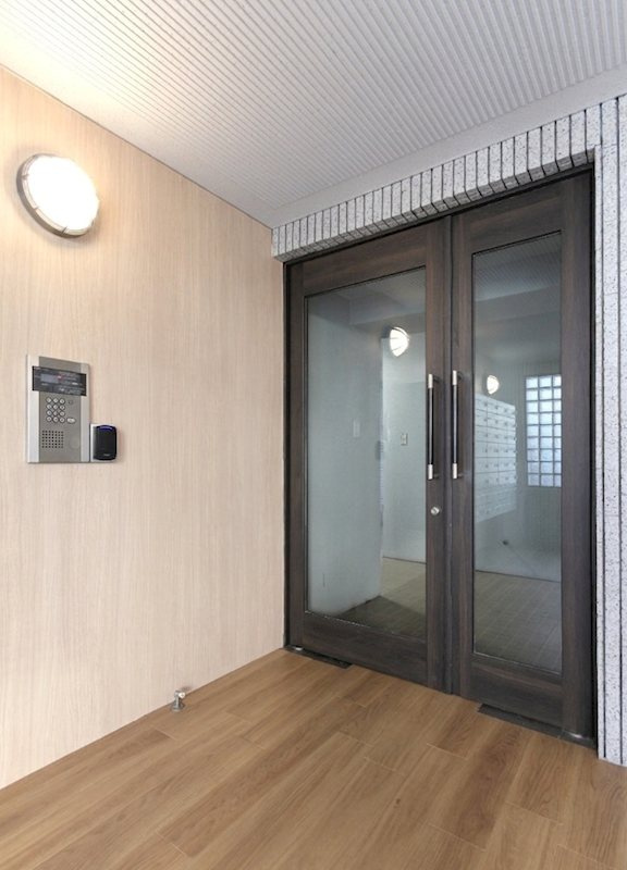 ニューガイアリルーム西小山№55 のエントランス