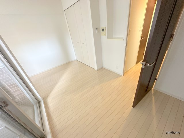 レジディア江戸堀　仲介手数料無料の寝室