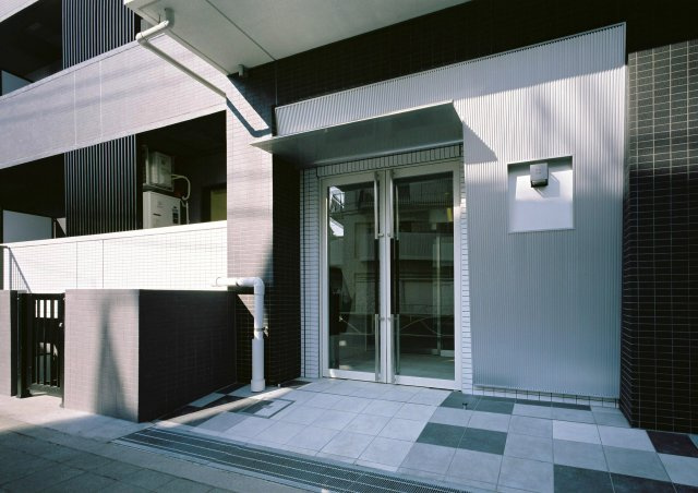 グラントゥルース世田谷砧のエントランス|建物の内部です