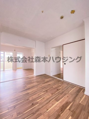 【居間・リビング】 | 　ビレッジハウス私部3号棟 | こちらの居間で趣味の時間をお楽しみください