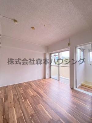 【洋室】 | 　ビレッジハウス私部3号棟 | 明るい洋室です