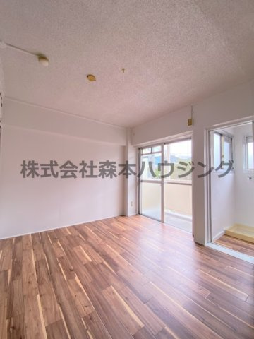 【洋室】 | 　ビレッジハウス私部3号棟 | 明るい洋室です