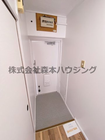 【玄関】 | 　ビレッジハウス私部3号棟 | きれいな玄関です