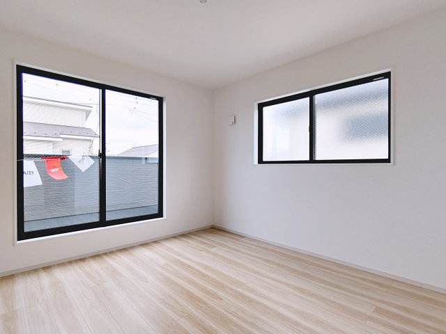 新築戸建・新築建売　郡山市緑町2期　桃見台小・第五中の洋室|8.6帖の洋室は広々としておりご夫婦の主寝室としておすすめです！