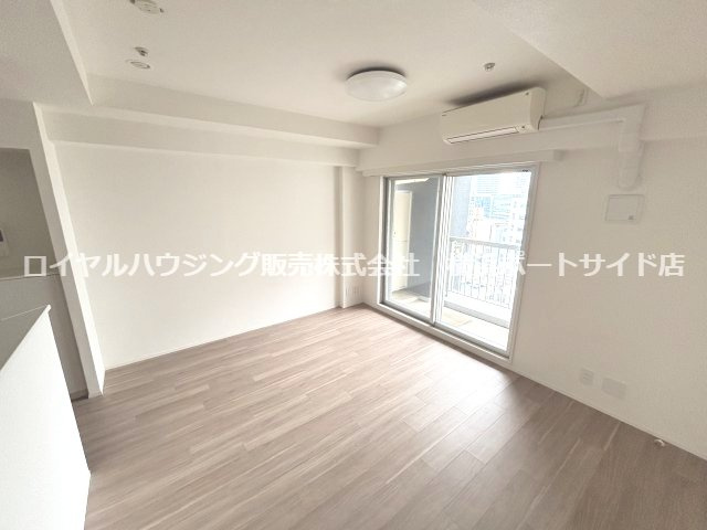 【居間・リビング】