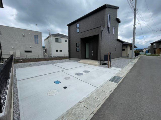 【前面道路含む現地写真】 | 富岡市下高瀬　全5棟