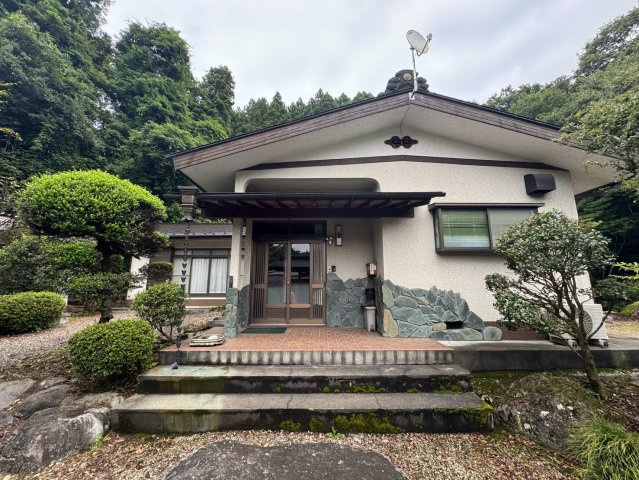工場＆住宅♪住む×働く♪自由なスタイルを叶える中古物件　塩谷町喜佐見の外観|外観です