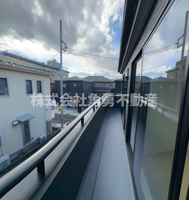 海老名市望地2丁目　新築一戸建て　1号棟の内観：施工例|《施工例》バルコニー