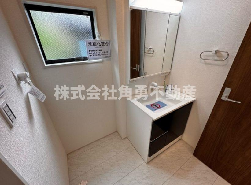 海老名市望地2丁目　新築一戸建て　1号棟の内観：施工例|《施工例》洗面化粧台
