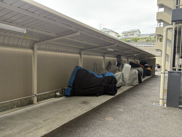 サンパーク鉄王のその他共用部分|バイク置き場を完備！バイクをお持ちの方にも嬉しい共用設備です♪