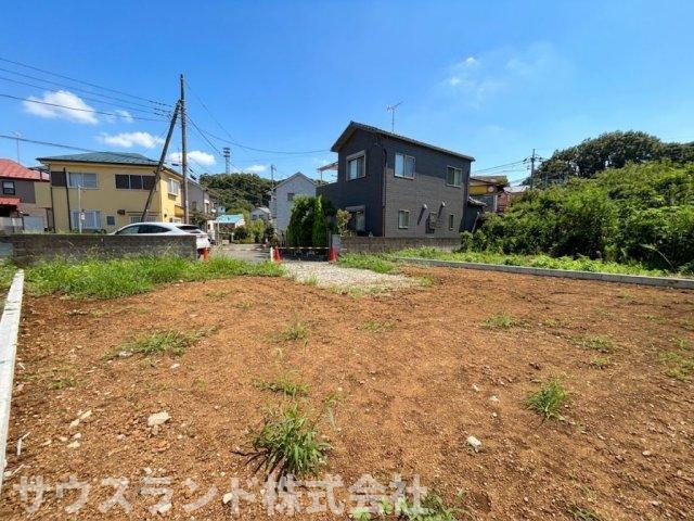 寺田町１区画～建築条件付売地～の外観|平坦に整地された土の敷地です。基礎工事もスムーズに進めやすく、建築コストの管理もしやすい土地です。ご希望の住宅メーカーでの建築が可能なため、こだわりのマイホームづくりを応援します。