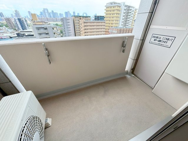 comforespa新大阪のバルコニー