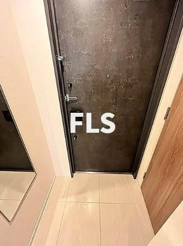 新宿区市谷左内町の賃貸マンションの玄関