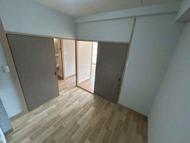 魚真マンションの内装