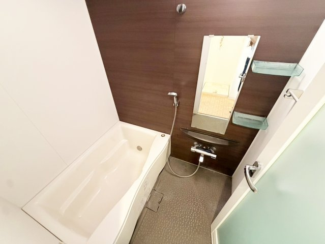 ノーム下新庄Ⅲの浴室
