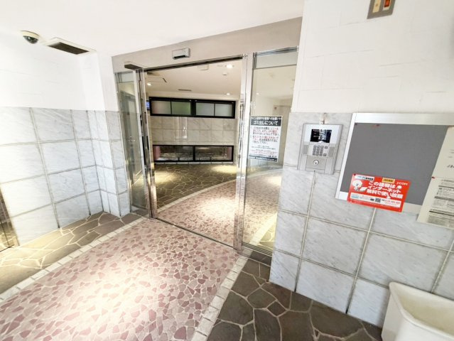 ノーム下新庄Ⅲのエントランス