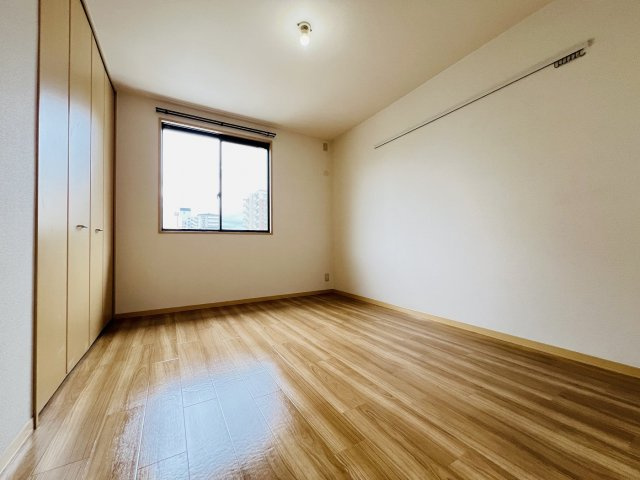 【寝室】ソルレヴァンテⅥ 