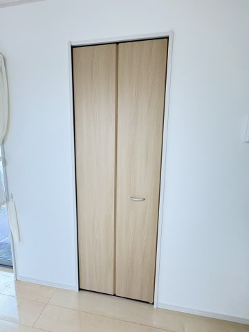 足湯もふらっと行けちゃう伊豆の国市古奈4SLDKの収納