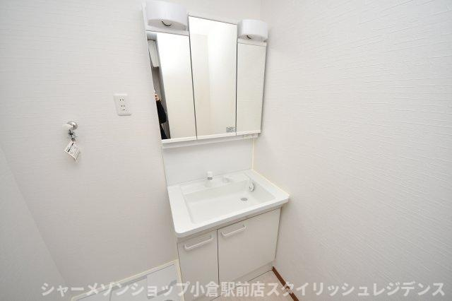 VentVert小倉の独立洗面台