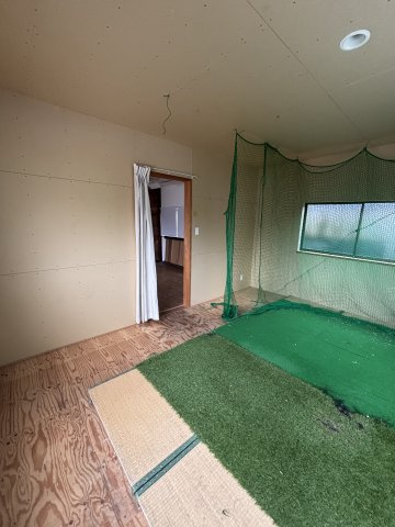 高柳栄町　宮本倉庫の内装