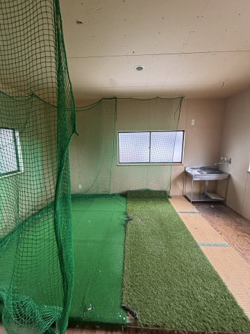 高柳栄町　宮本倉庫の内装