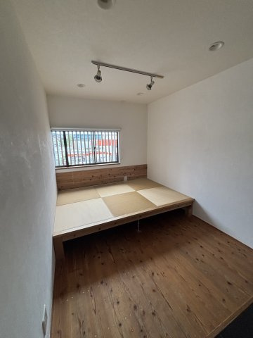 高柳栄町　宮本倉庫の内装
