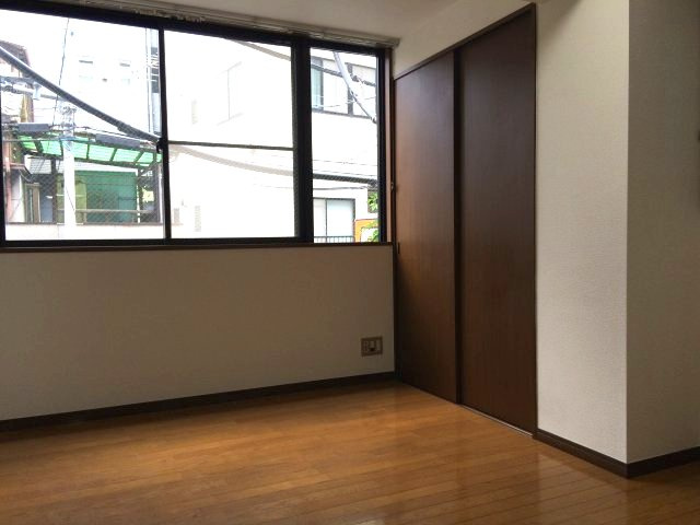 台東区入谷１丁目の賃貸マンション