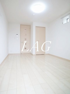 【居間・リビング】 | イースト　ラディアンス | 洋室のお部屋です。