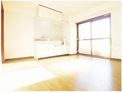 【居間・リビング】 | サニーフラット | 洋室のお部屋です。