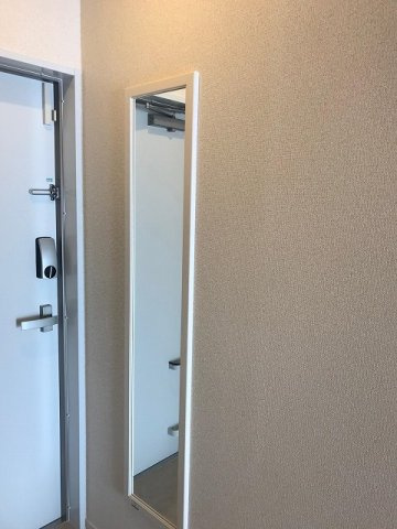 クレイノリゲルの玄関