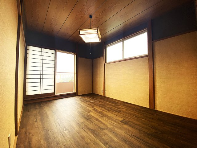 伊東市 吉田戸建の洋室