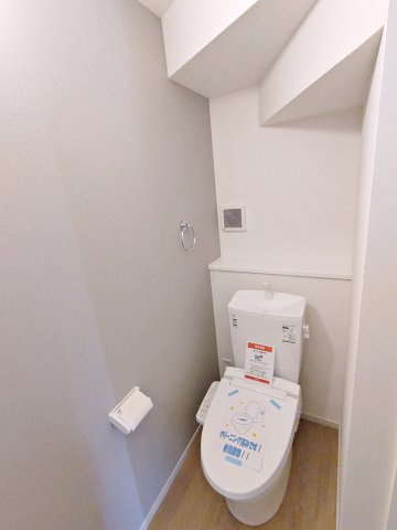 新築戸建・新築建売　郡山市緑町2期　桃見台小・第五中のトイレ|各階にございますので、朝の混雑時や夜中の利用も安心です！