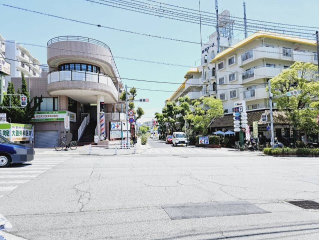 ニューライフ白川台　B棟の周辺|白川コーポレーション商店街