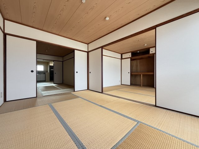 タカシハイツの和室