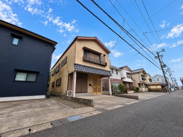 売中古戸建　焼津市本町６丁目の前面道路含む現地写真|きれいな街並みです！