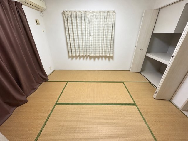 築浅で水廻りの綺麗な中古戸建♪毛呂山町目白台の和室|和室があると、家にあたたかい雰囲気が生まれます