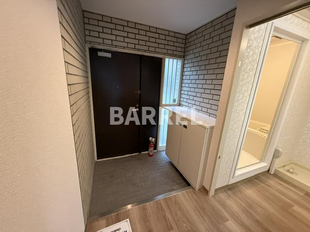 ヴィラ花屋敷の玄関