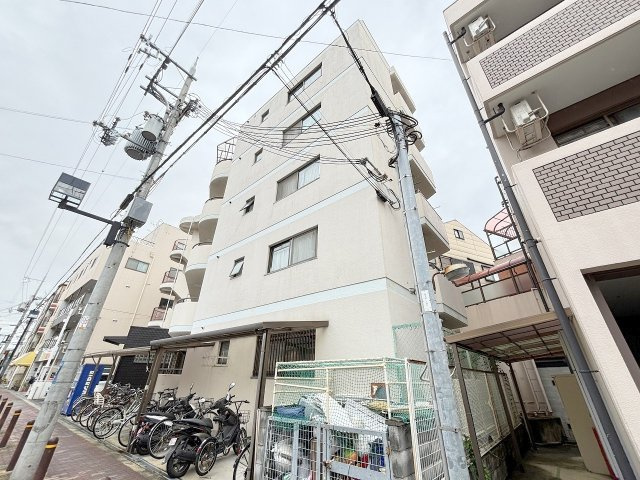 デイグランモンテルーチェの外観